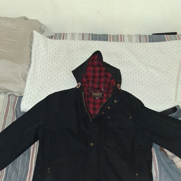 Pendleton Red and Black Plaid Shirt Jacket - Picture 5 of 8